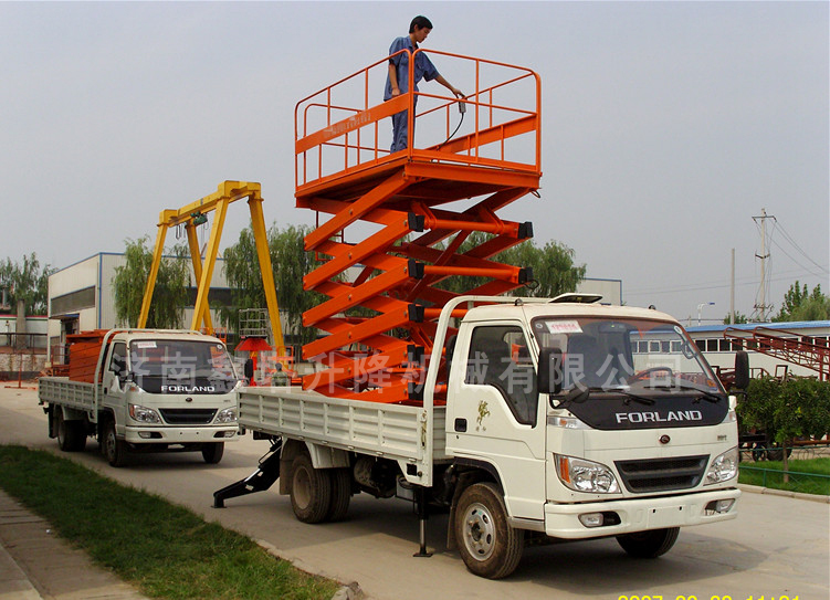 車載式升降機 車載式升降機