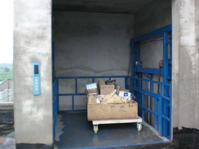 簡易載貨電梯 簡易載貨電梯