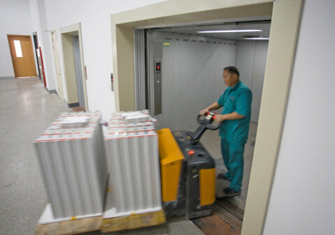 載貨電梯 載貨電梯