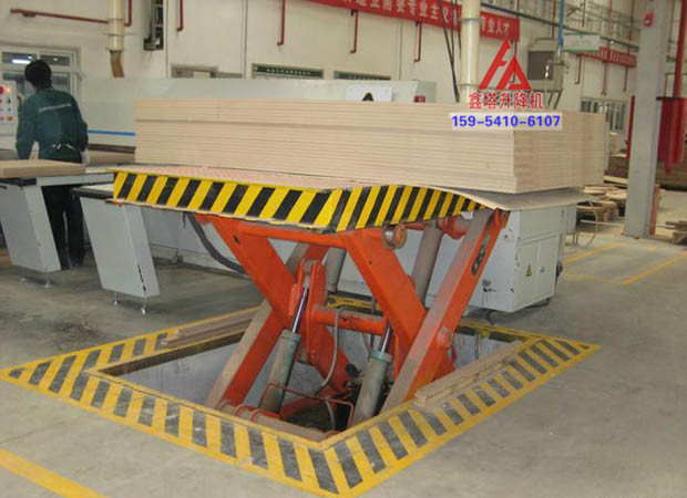 單層剪叉式升降機使用現場 單層剪叉式升降機使用現場