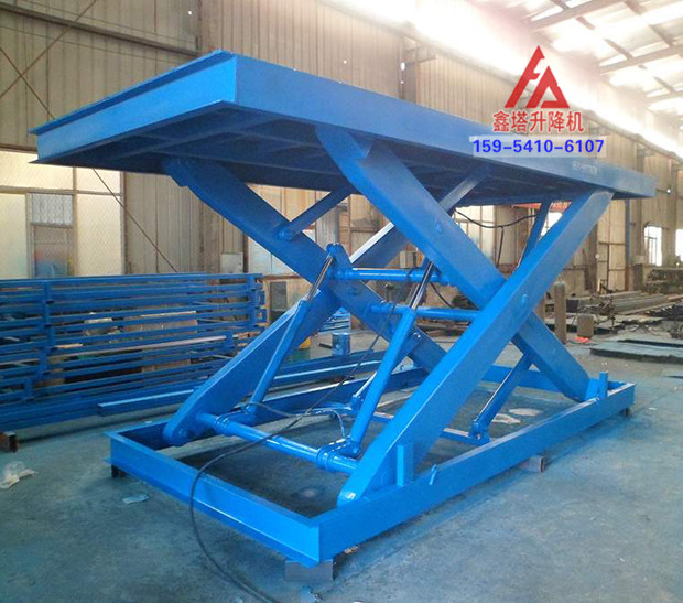 大型剪叉式升降平臺(tái) 大型剪叉式升降平臺(tái)