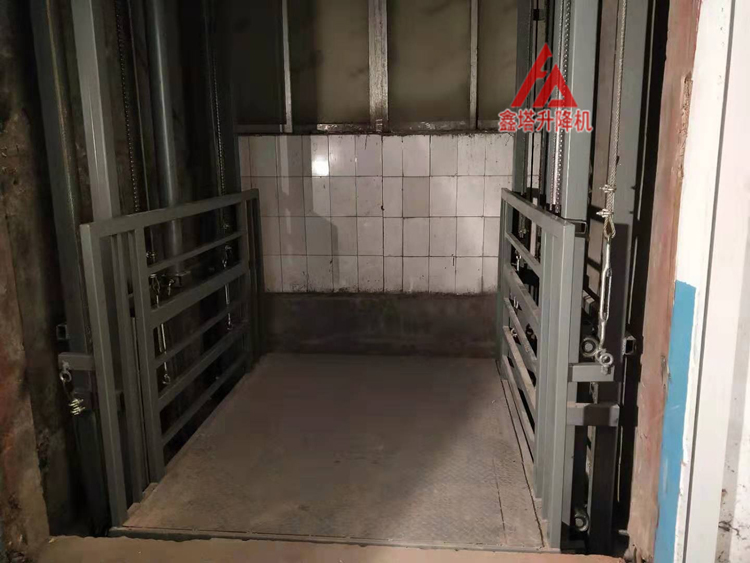 卷?yè)P(yáng)機(jī)貨梯改裝成液壓升降貨梯 卷?yè)P(yáng)機(jī)貨梯改裝成液壓升降貨梯